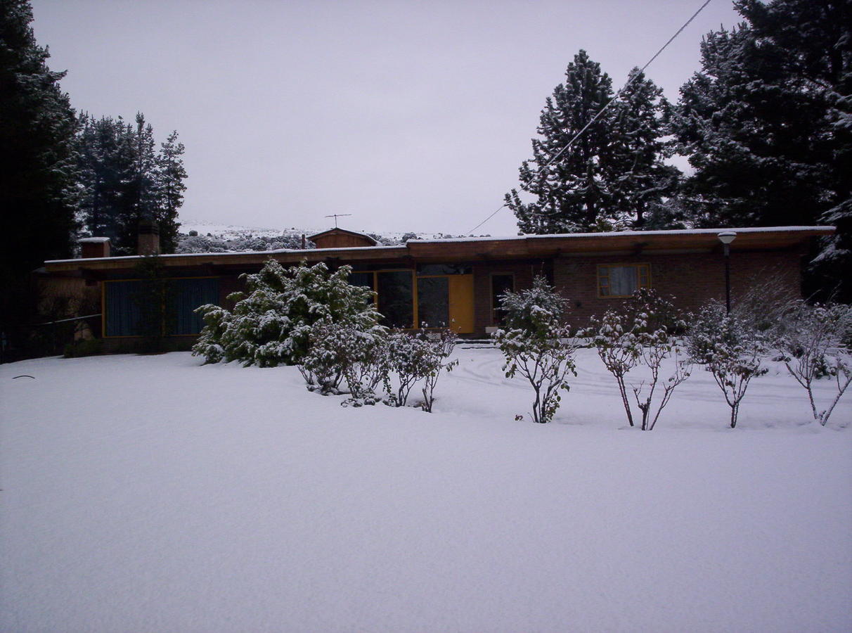 Hosteria La Chacra Moto Friendly Esquel Exterior photo